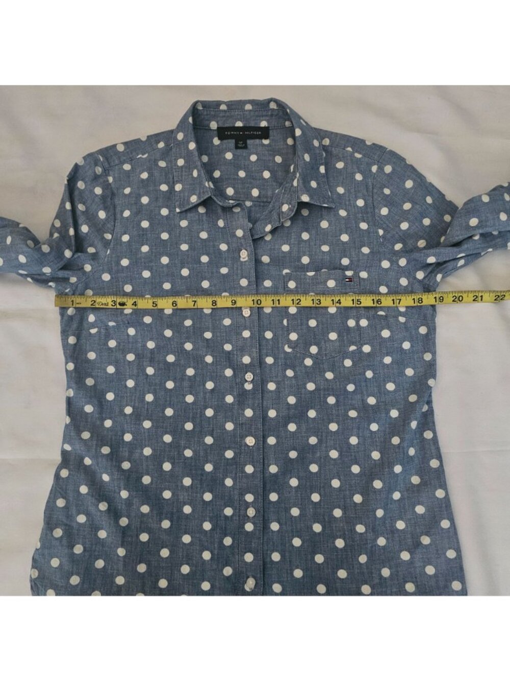Tommy Hilfiger Women's Chambray Roll Tab Sleeve Polka Dot Print Shirt Size S/P - Picture 14 of 16